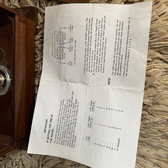 Westminster Mantle Clock Wood Quartz Tempus Fugit With Dual Chime 19x15 Large - Picture 6 of 12